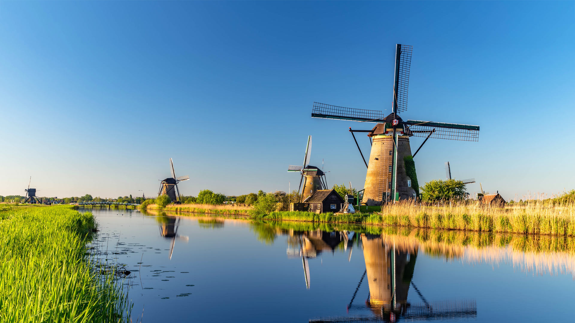 center_image