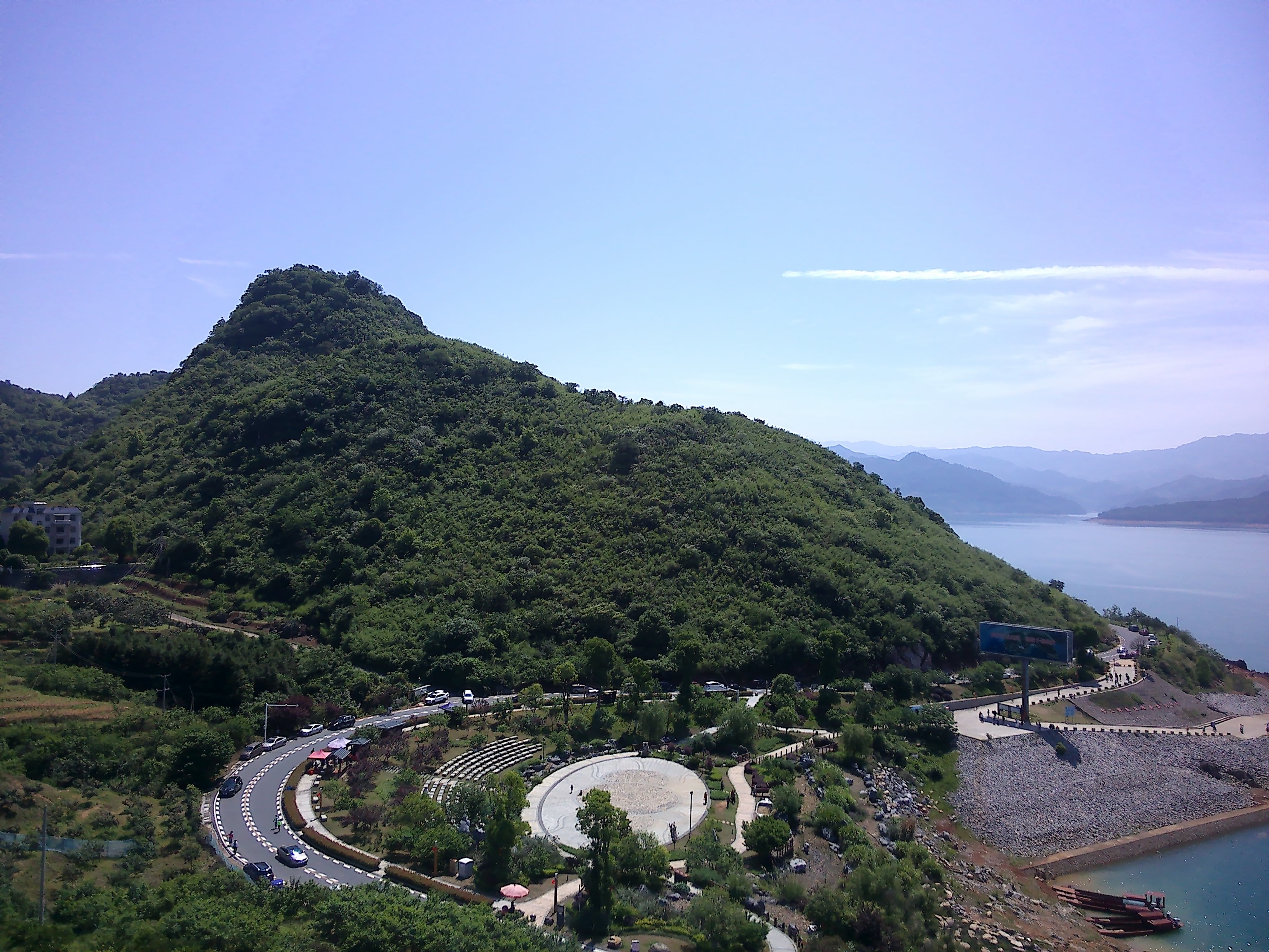center_image