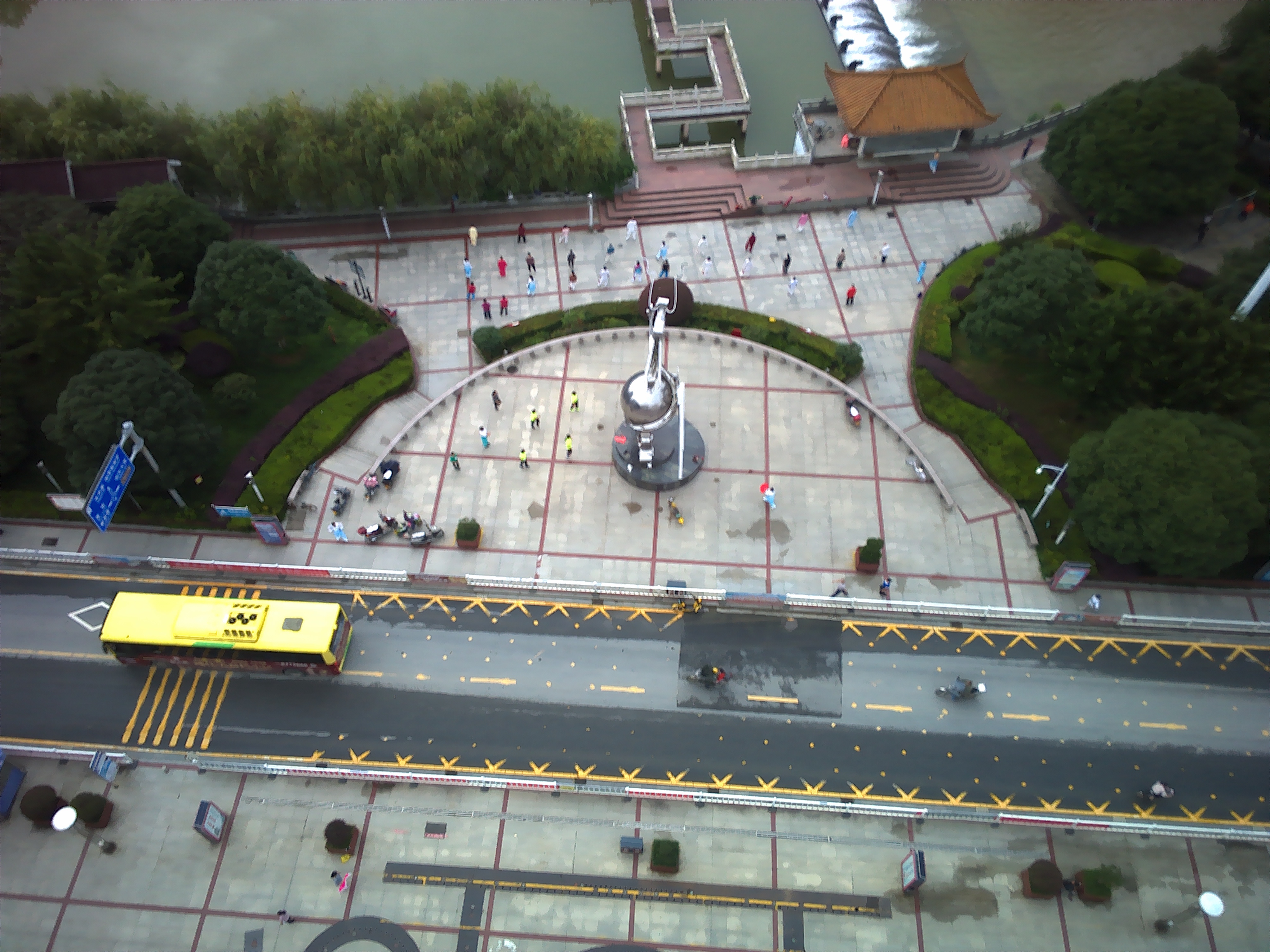center_image