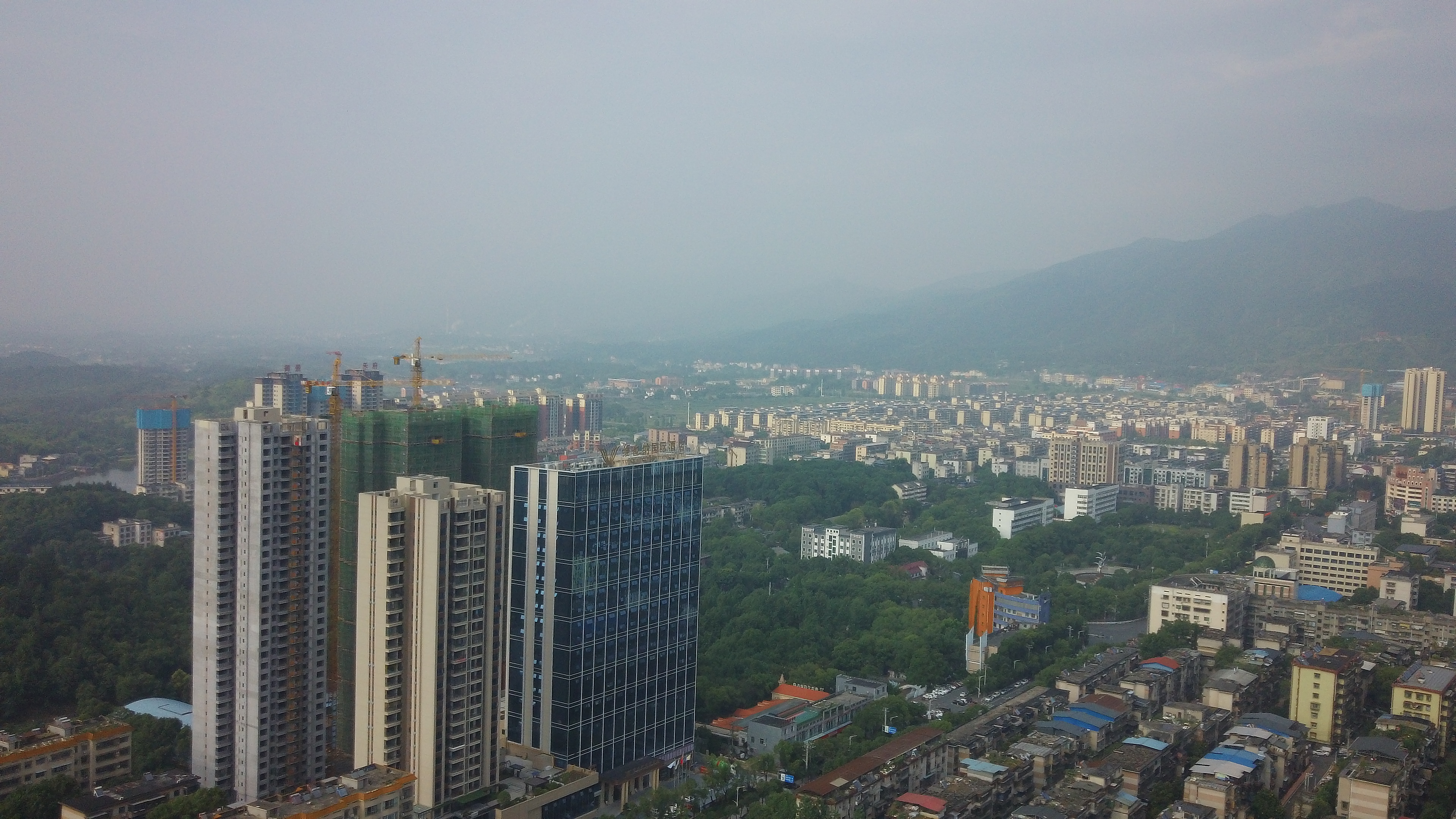 center_image