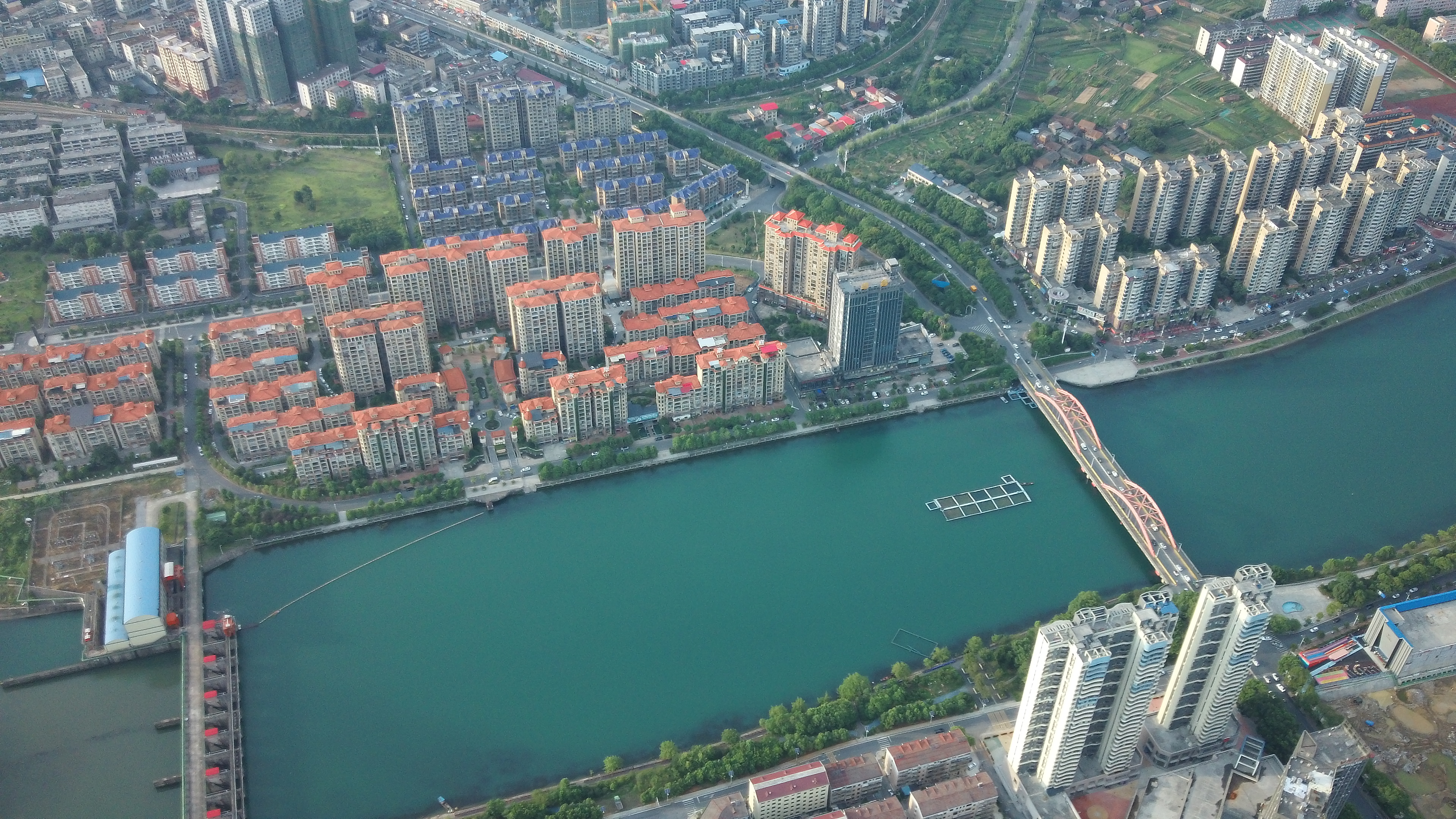 center_image