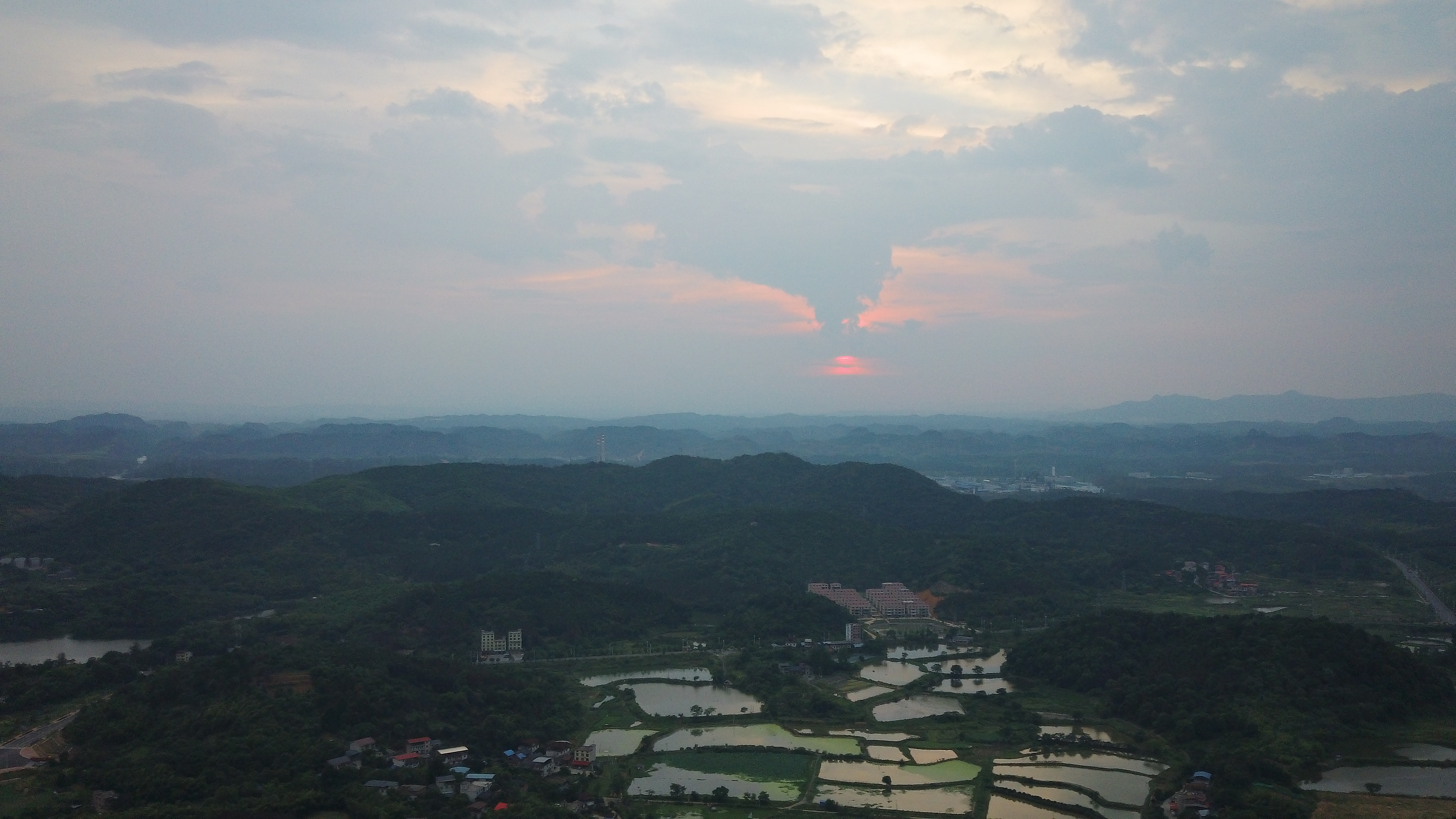 center_image