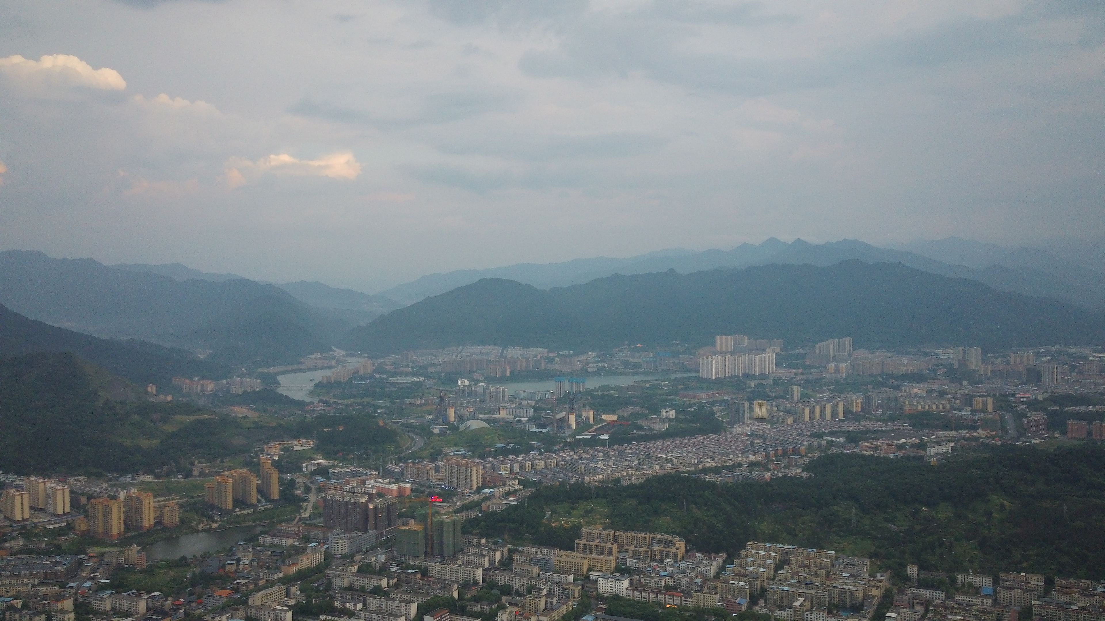 center_image