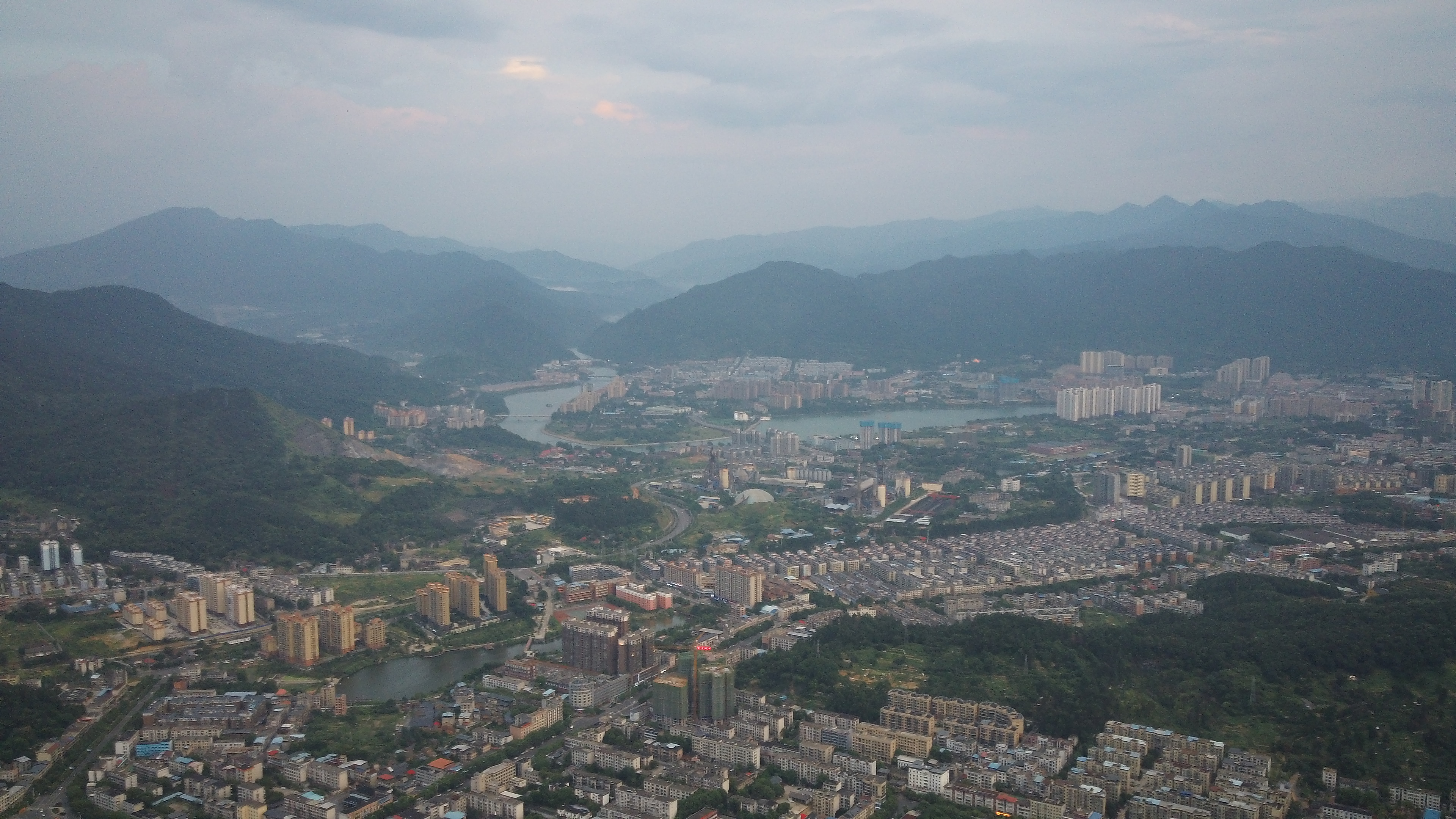 center_image